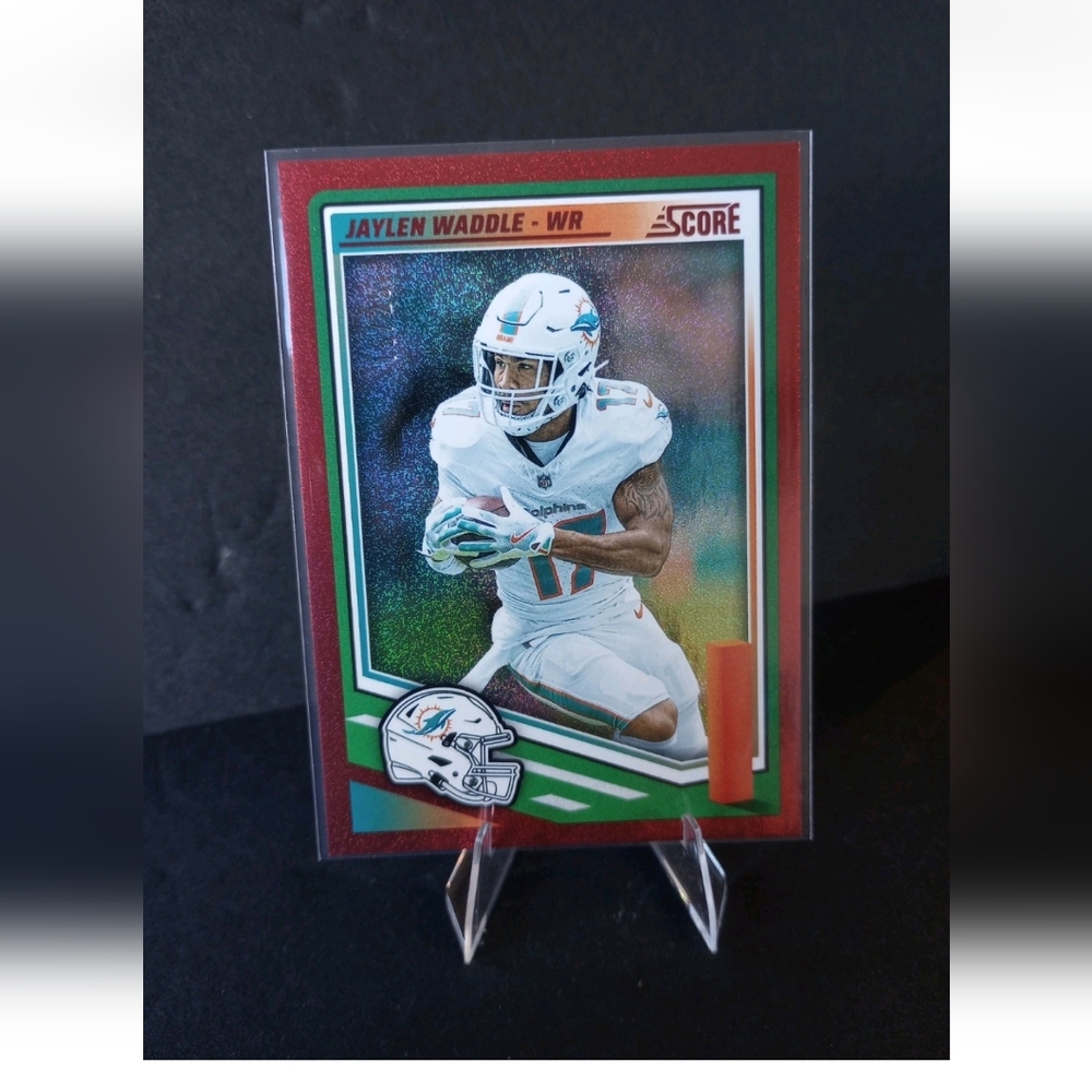 2025 Panini Score- Jaylen Waddle  Red Sparkle 15/25 #215 Dolphins